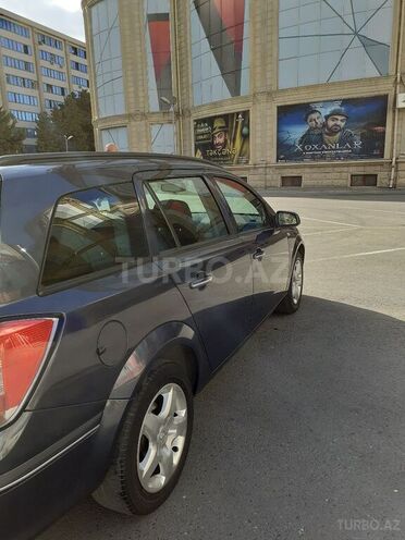 Opel Astra 2006, 260,000 km - 1.3 l - Bakı