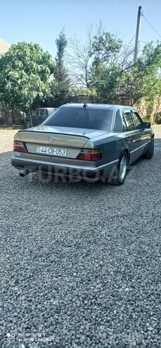 Mercedes E 250 1992, 400,000 km - 2.5 l - Masallı