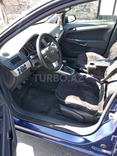 Opel Astra 2008, 146,000 km - 1.4 l - Zaqatala