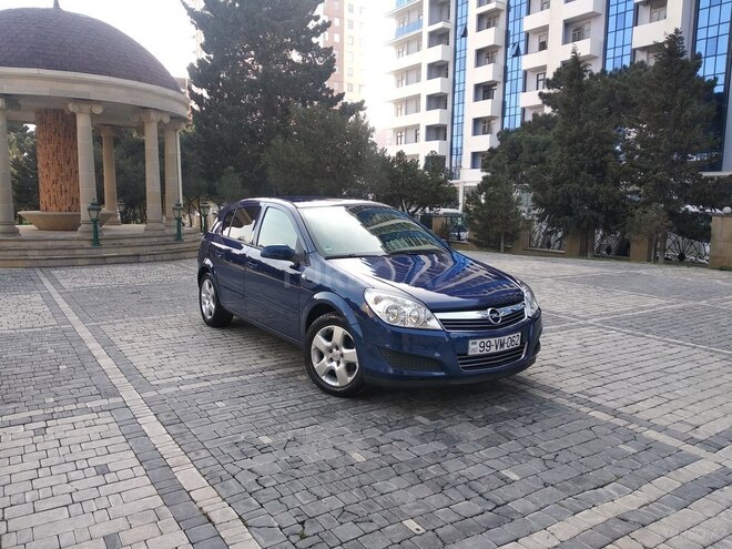 Opel Astra 2008, 146,000 km - 1.4 l - Zaqatala