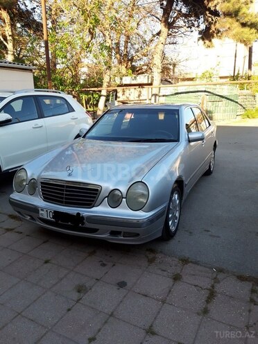 Mercedes E 240 1999, 368,000 km - 2.4 л - Bakı