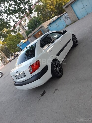 Kia Rio 2007, 250,000 km - 1.4 л - Bakı