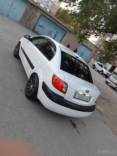 Kia Rio 2007, 250,000 km - 1.4 л - Bakı