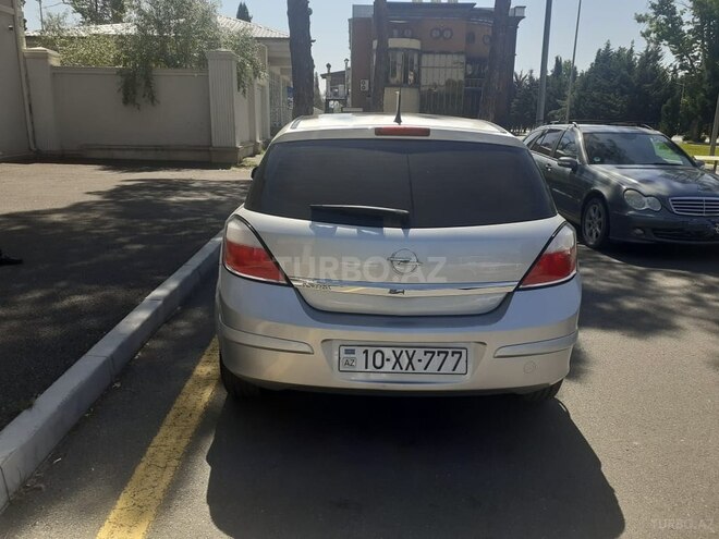Opel Astra 2004, 153,000 km - 1.4 л - Mingəçevir