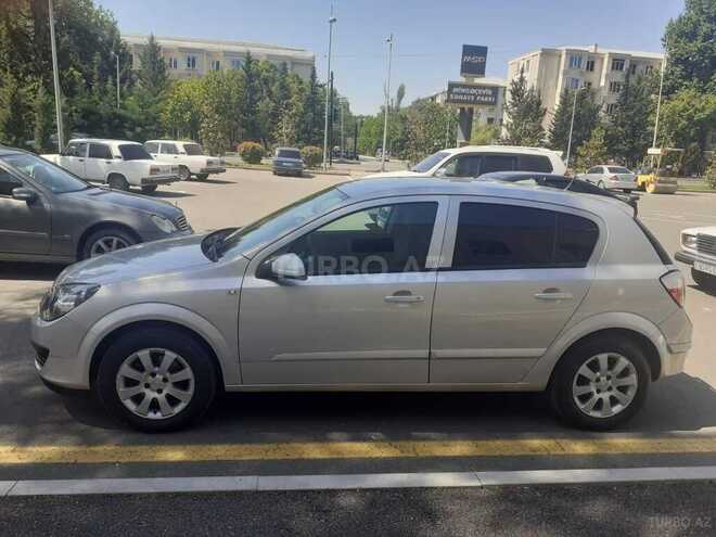 Opel Astra 2004, 153,000 km - 1.4 л - Mingəçevir
