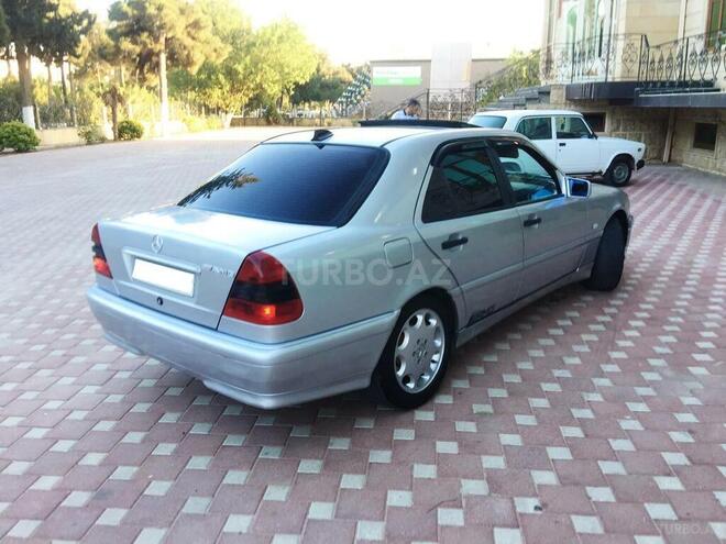 Mercedes C 250 1997, 318,416 km - 2.5 л - Şirvan