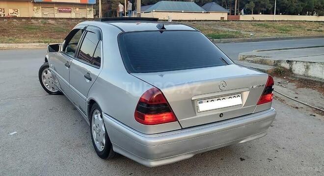 Mercedes C 250 1997, 318,416 km - 2.5 л - Şirvan