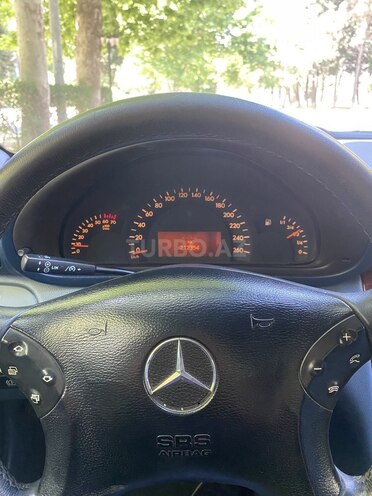 Mercedes C 200 2000, 212,000 km - 2.0 l - Bakı