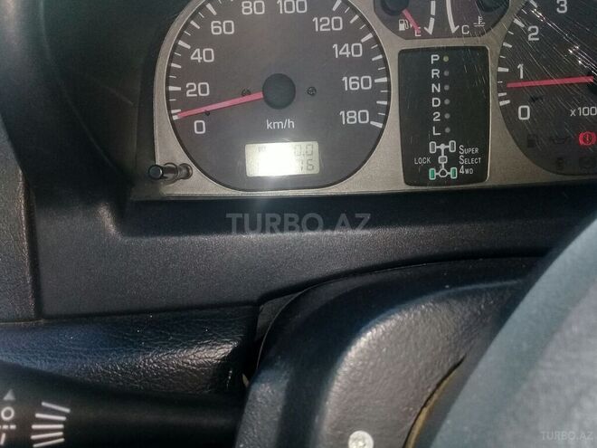Mitsubishi Pajero io 1998, 172,890 km - 1.8 l - Bakı