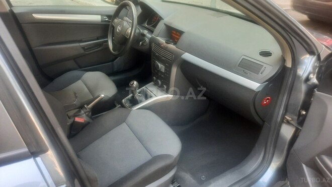Opel Astra 2005, 176,800 km - 1.4 l - Bakı