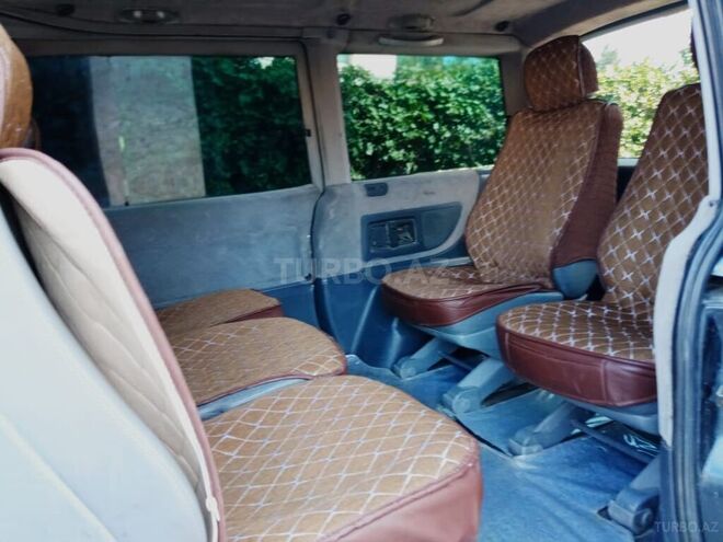 Mercedes Vito 2000, 350,000 km - 2.2 l - Bakı
