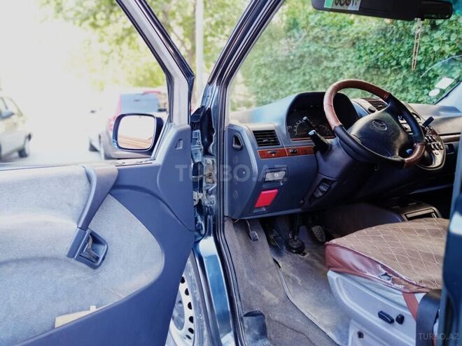 Mercedes Vito 2000, 350,000 km - 2.2 l - Bakı