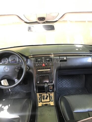 Mercedes E 240 2000, 273,476 km - 2.4 l - Bakı