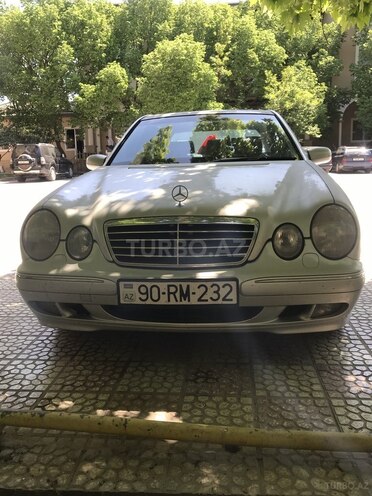 Mercedes E 240 2000, 273,476 km - 2.4 l - Bakı