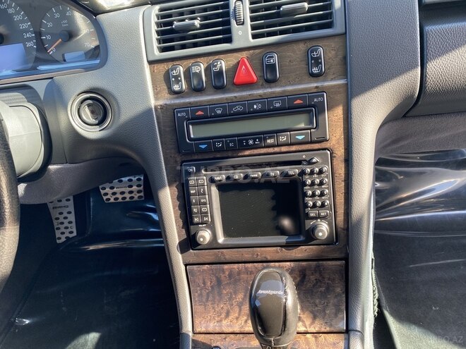 Mercedes E 320 2001, 211,000 km - 3.2 l - Bakı