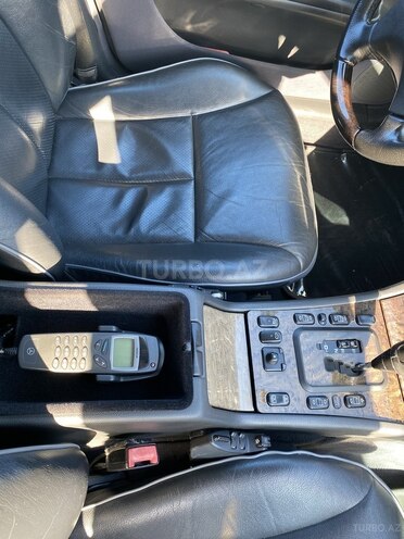 Mercedes E 320 2001, 211,000 km - 3.2 l - Bakı