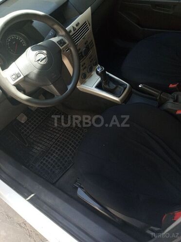 Opel Astra 2007, 190,300 km - 1.4 л - Bakı