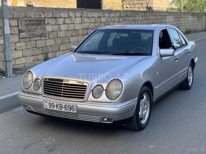 Mercedes E 200 1997, 320,000 km - 2.0 l - Bakı