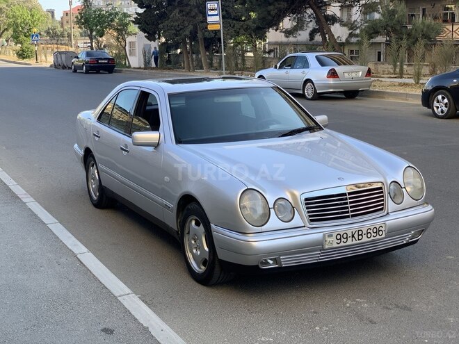 Mercedes E 200 1997, 320,000 km - 2.0 l - Bakı