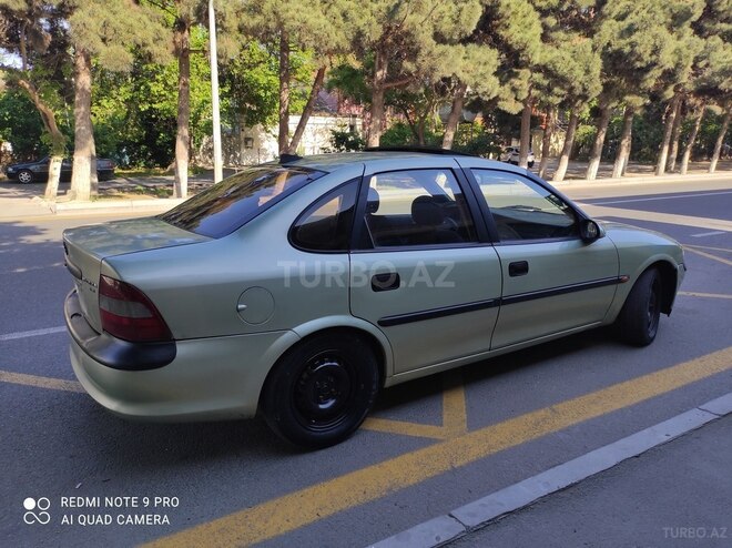 Opel Vectra 1995, 316,323 km - 1.8 l - Bakı