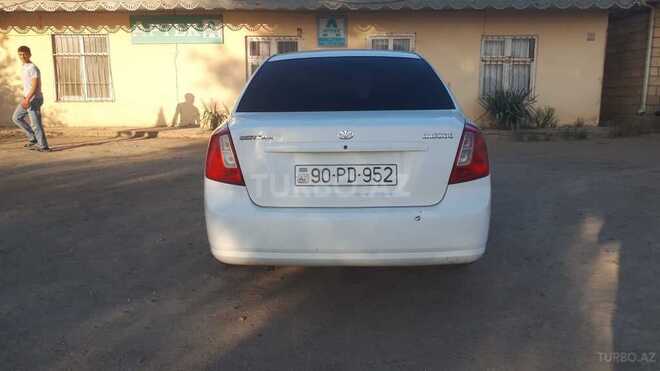 Daewoo Gentra 2014, 250,300 km - 1.5 l - Salyan