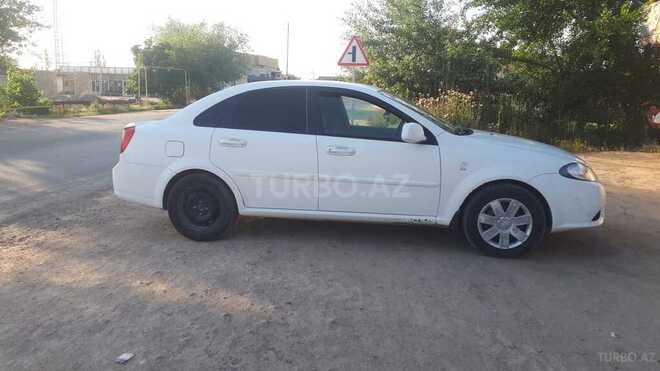 Daewoo Gentra 2014, 250,300 km - 1.5 l - Salyan