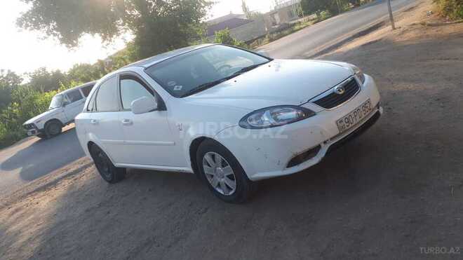 Daewoo Gentra 2014, 250,300 km - 1.5 l - Salyan