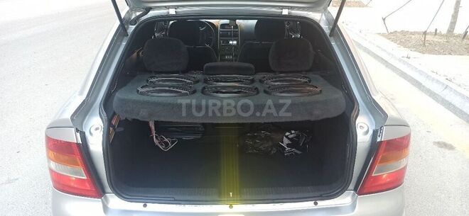 Opel Astra 1998, 270,000 km - 1.6 l - Bakı