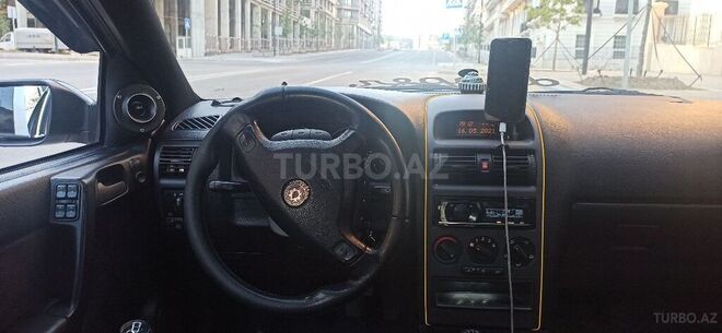 Opel Astra 1998, 270,000 km - 1.6 l - Bakı