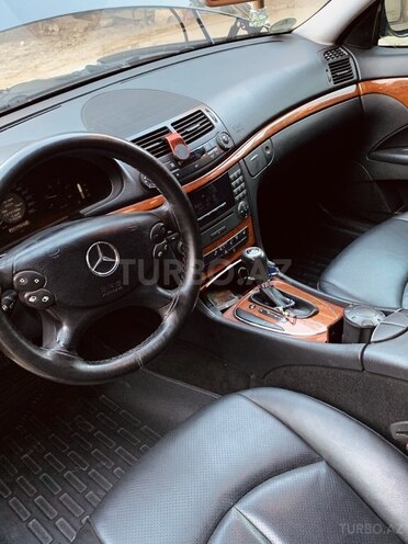 Mercedes E 220 2007, 320,000 km - 2.2 l - Bakı