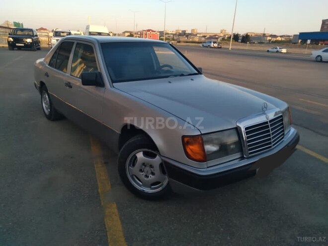 Mercedes E 200 1990, 255,600 km - 2.0 l - Bakı