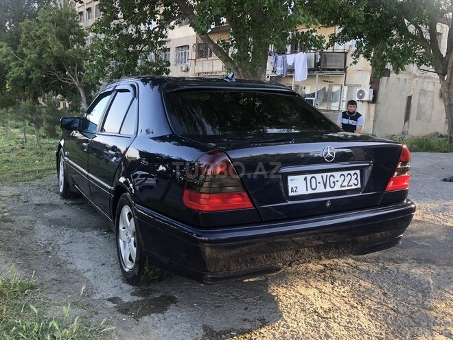 Mercedes C 200 1997, 215,000 km - 2.0 l - Bakı
