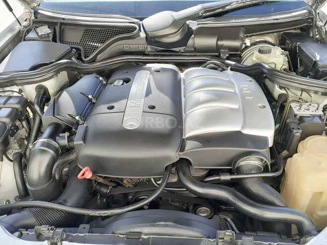 Mercedes E 220 2001, 330,000 km - 2.2 l - Yevlax