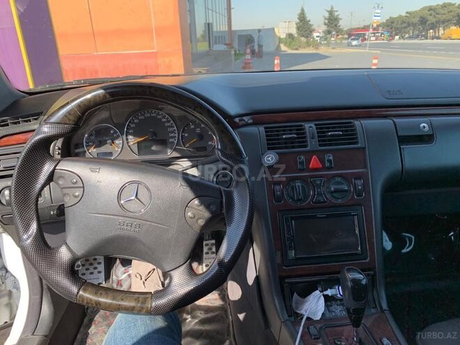 Mercedes E 220 2000, 395,000 km - 2.2 l - Bakı