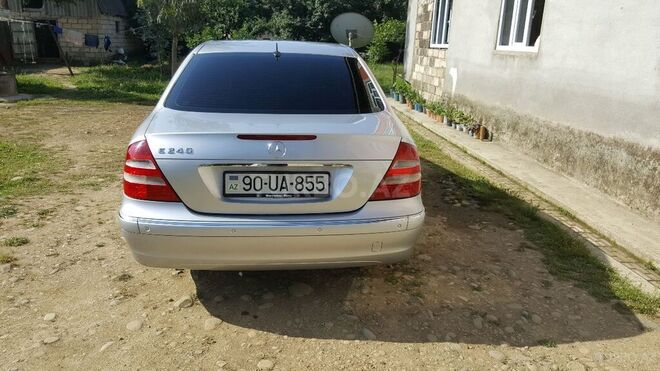 Mercedes E 240 2002, 232,918 km - 2.4 l - Lənkəran