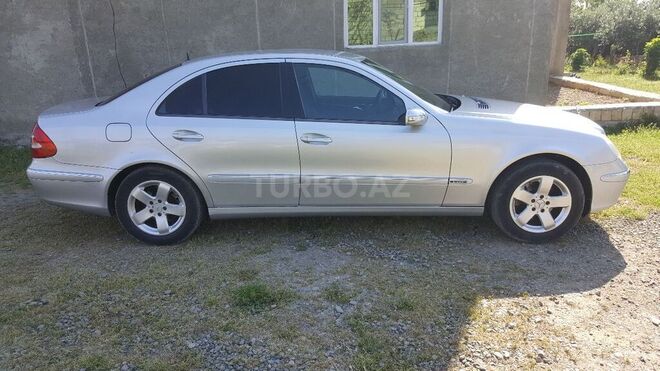 Mercedes E 240 2002, 232,918 km - 2.4 l - Lənkəran