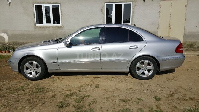 Mercedes E 240 2002, 232,918 km - 2.4 l - Lənkəran
