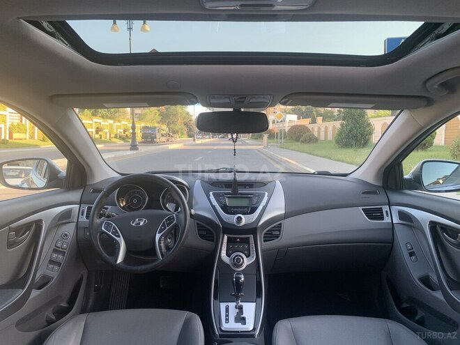 Hyundai Elantra 2012, 45,000 km - 1.8 l - Bakı