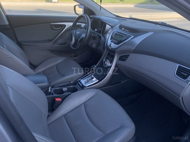 Hyundai Elantra 2012, 45,000 km - 1.8 l - Bakı