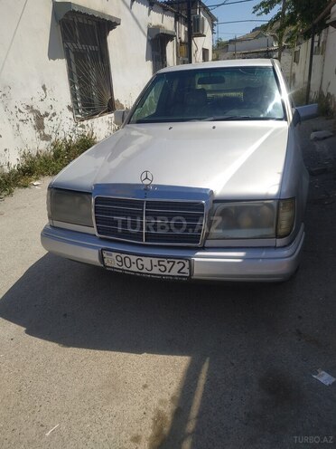 Mercedes E 200 1989, 412,000 km - 2.0 л - Bakı