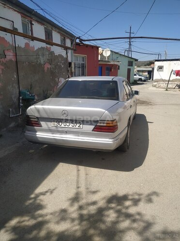 Mercedes E 200 1989, 412,000 km - 2.0 л - Bakı