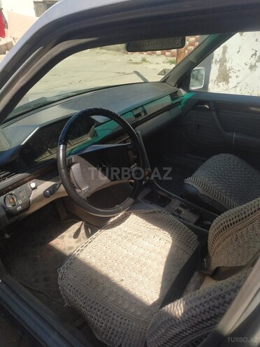 Mercedes E 200 1989, 412,000 km - 2.0 л - Bakı