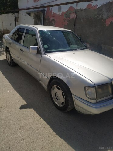 Mercedes E 200 1989, 412,000 km - 2.0 л - Bakı