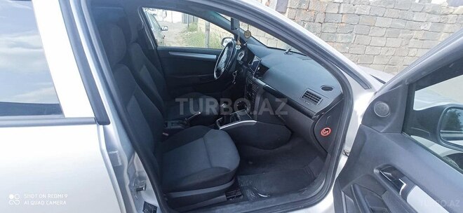 Opel Astra 2006, 272,500 km - 1.9 l - Bakı