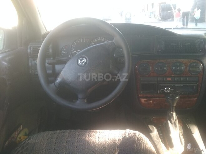 Opel Omega 1996, 405,889 km - 2.0 l - Bakı