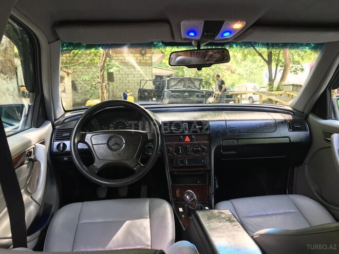 Mercedes C 180 1998, 249,000 km - 1.8 l - Mingəçevir
