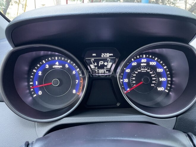 Hyundai Elantra 2014, 72,000 km - 1.8 l - Bakı