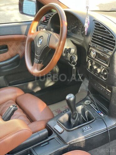BMW 318 1994, 180,000 km - 1.8 l - Bakı