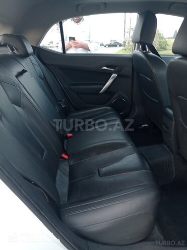 MG 5 2014, 165,000 km - 1.5 l - Sumqayıt
