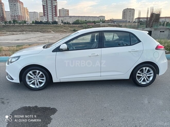 MG 5 2014, 165,000 km - 1.5 l - Sumqayıt